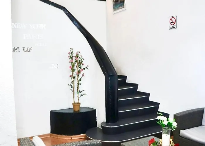 Privada Con Terraza En Polanco. Hostel Mexico City